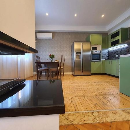 Noemi Apartment Тирана Екстер'єр фото