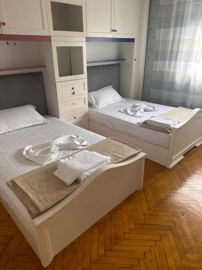 Noemi Apartment Тирана Екстер'єр фото